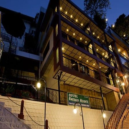 Hotel Emerald Heights Mussoorie Exteriör bild